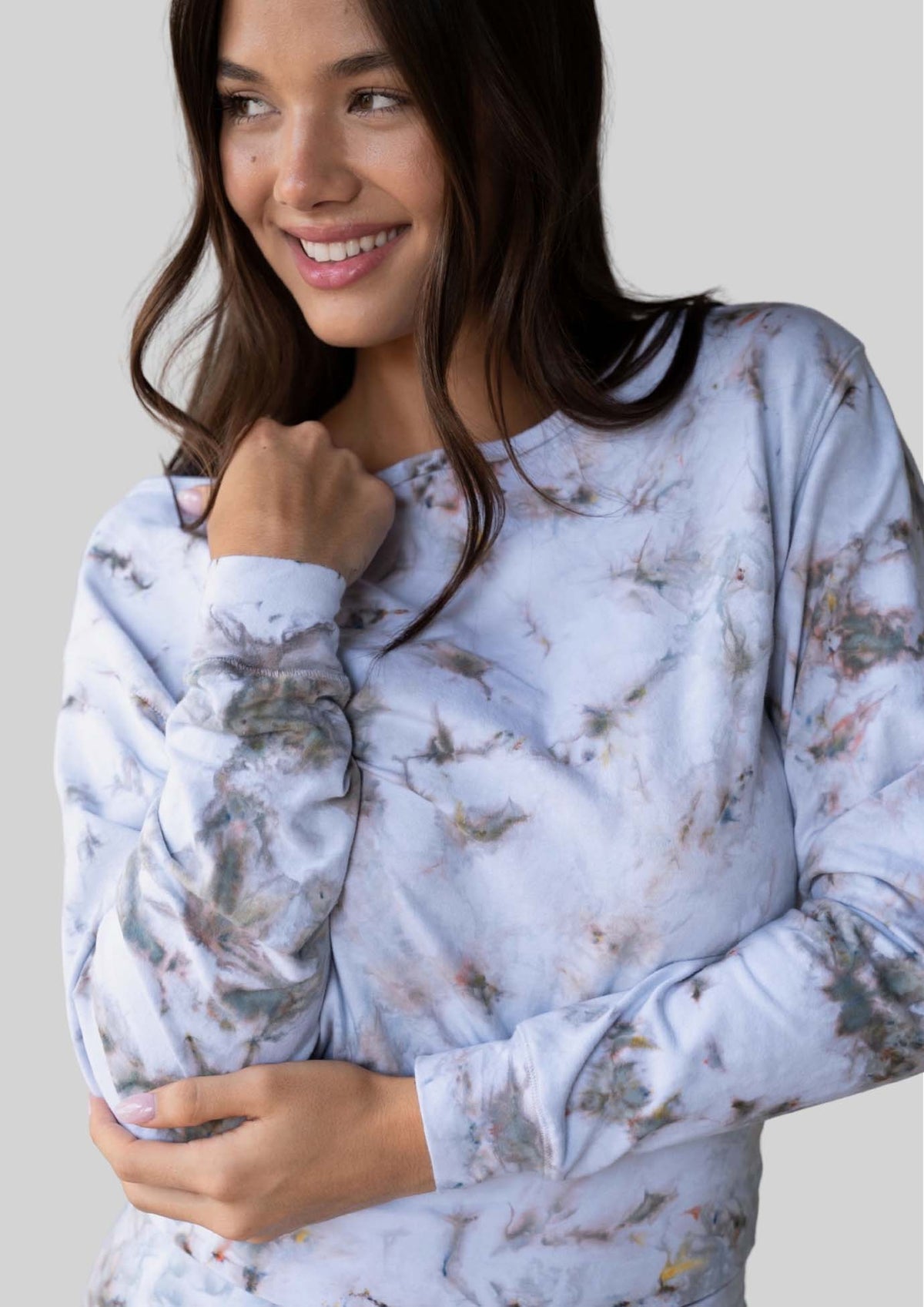 JALA Aela Top in Morel showing the wide waistband, front view