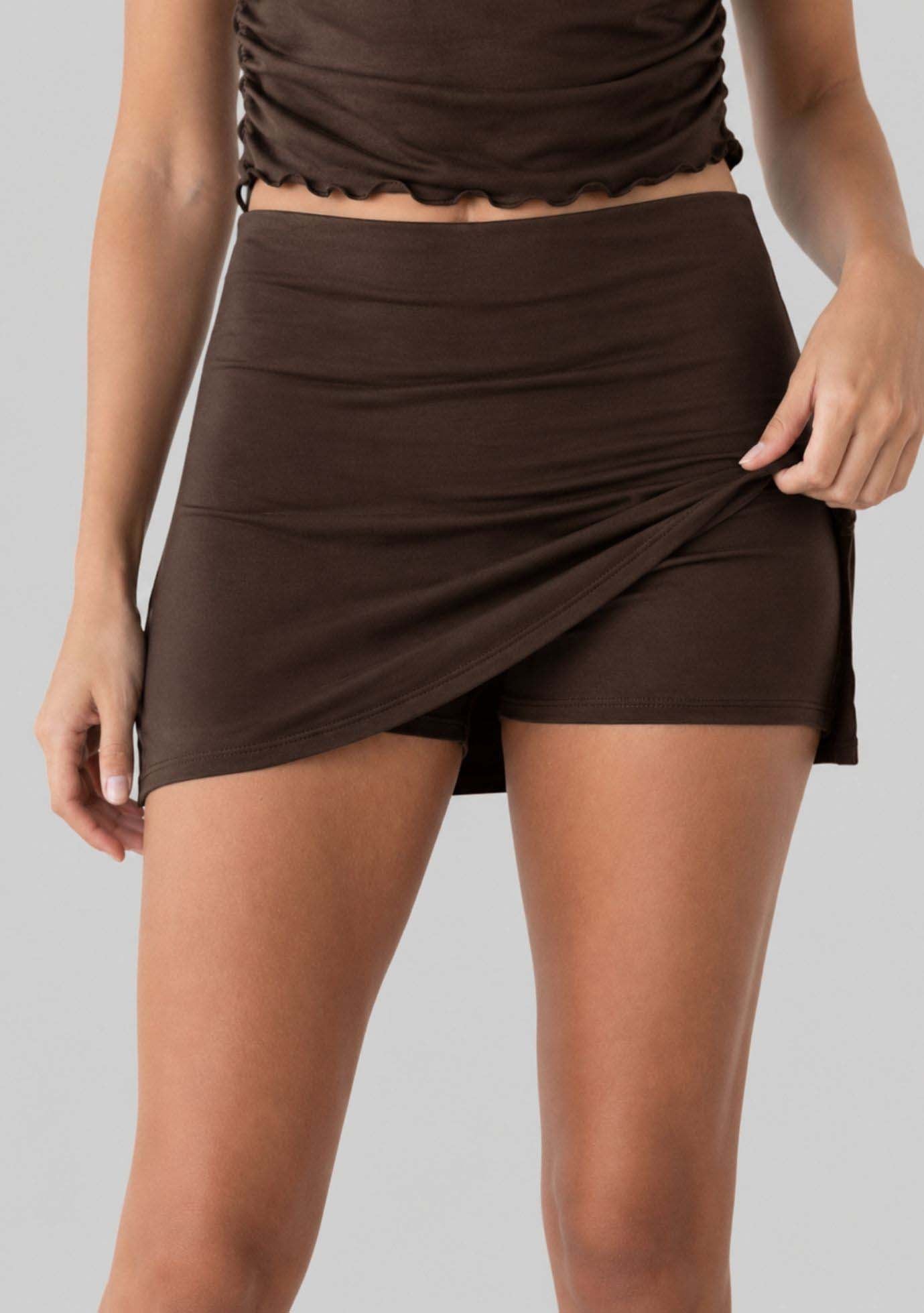 Jala Chill Skort in Espresso - front view