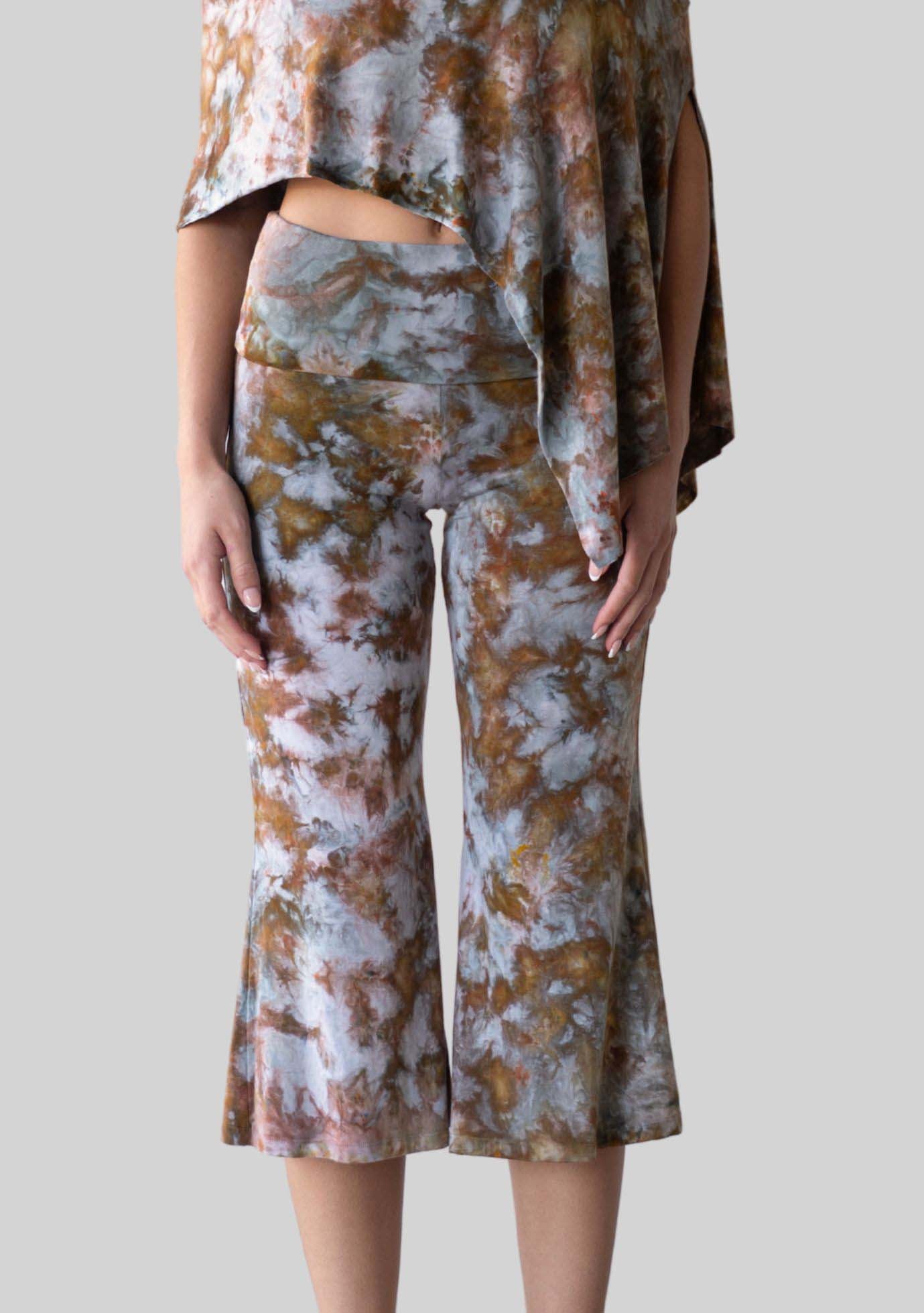 Jala Chill Yoga Capri in Terra - alternate view