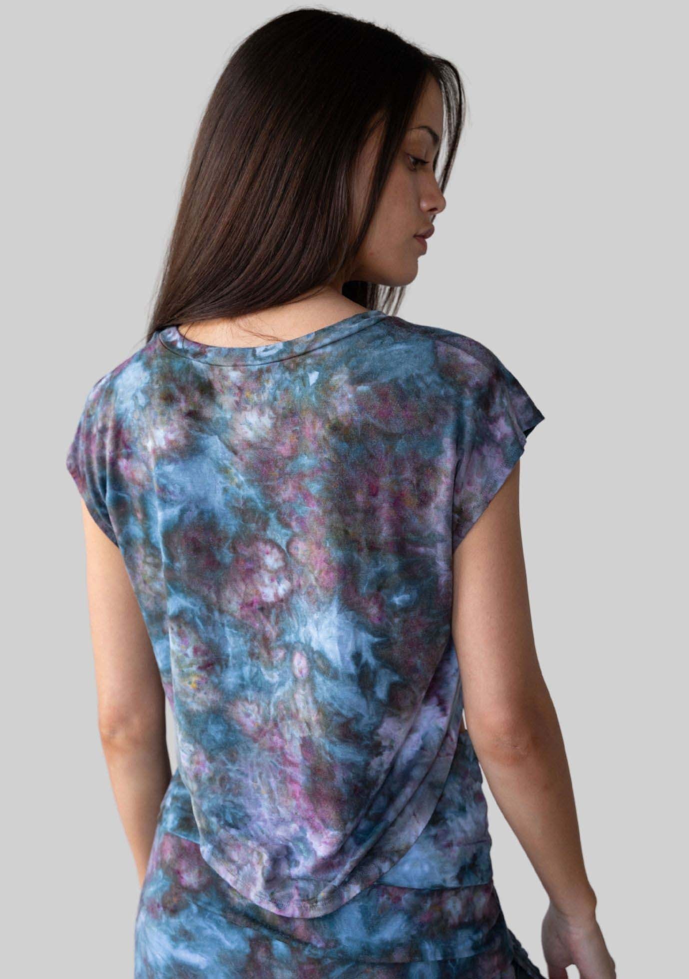 Jala Easy Tee in Aurora - side view