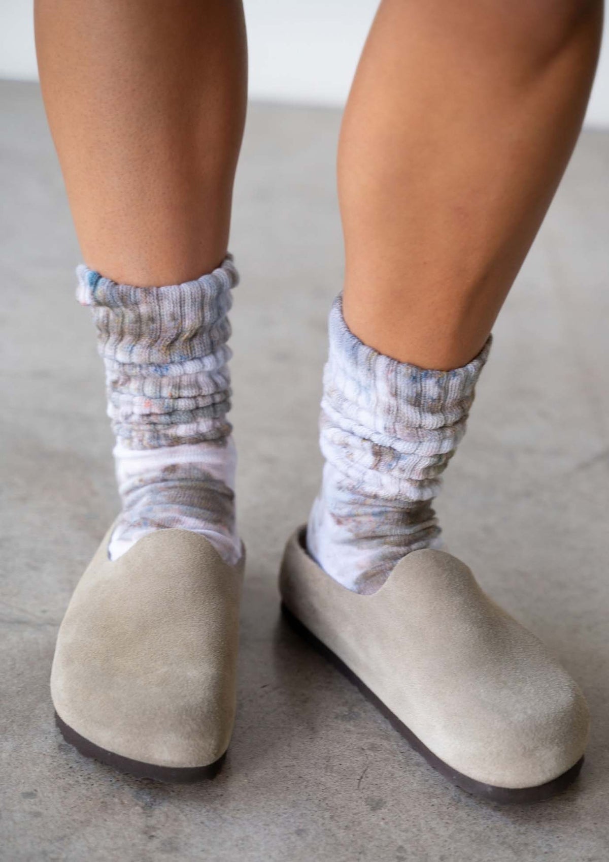 JALA Retro Scrunch Socks in Morel, hand dyed cotton