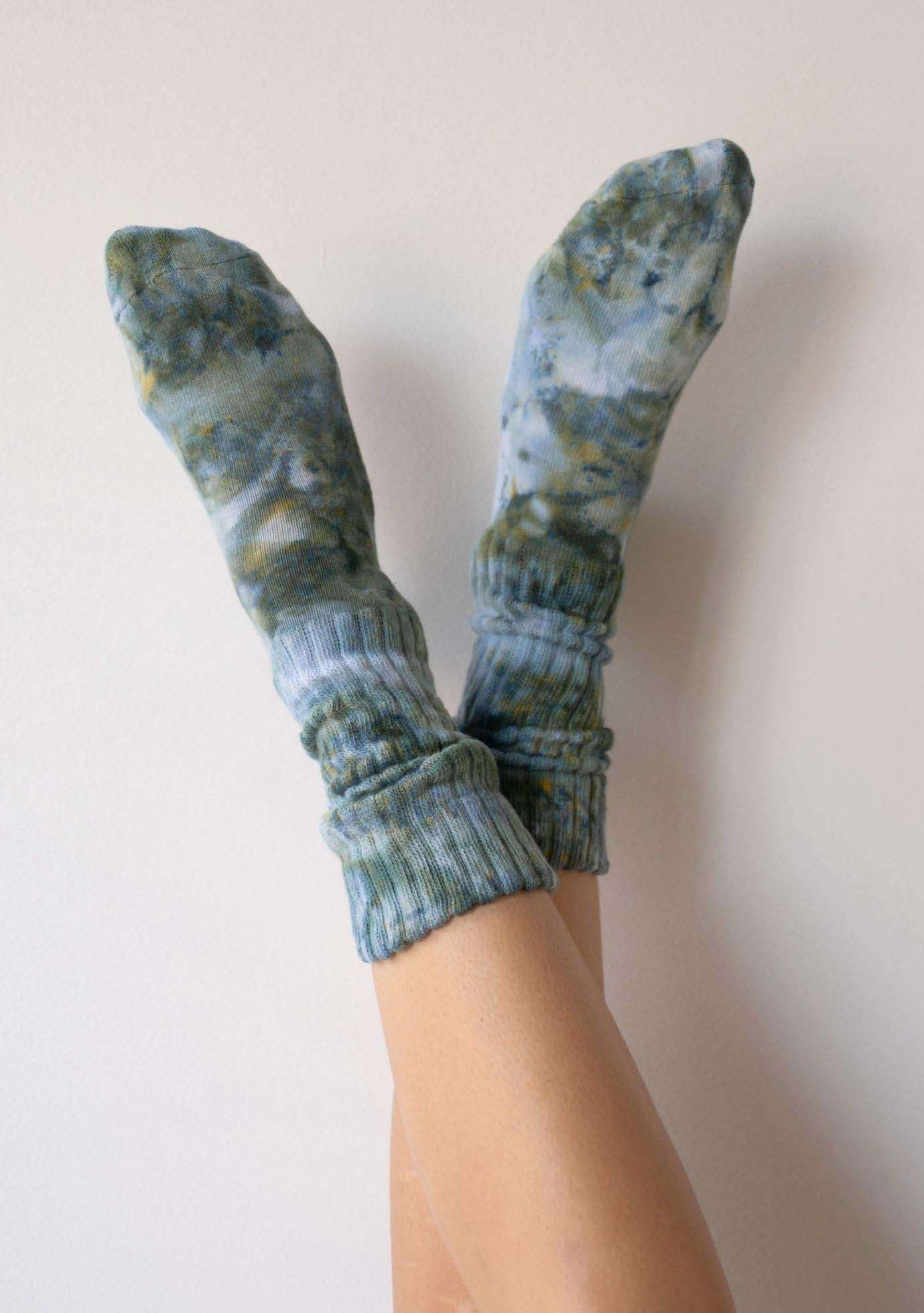 Jala Retro Scrunch Socks in Seaweed - product view
