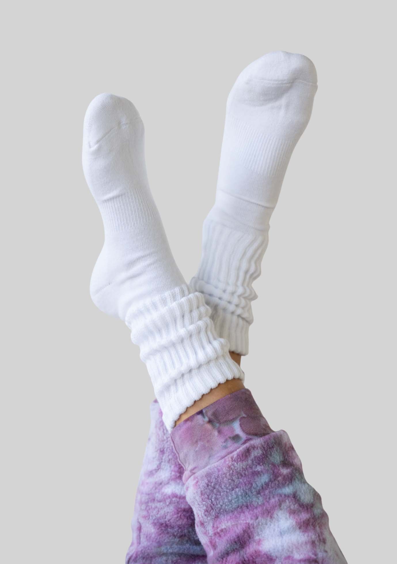 Jala Retro Scrunch Socks in White - product view