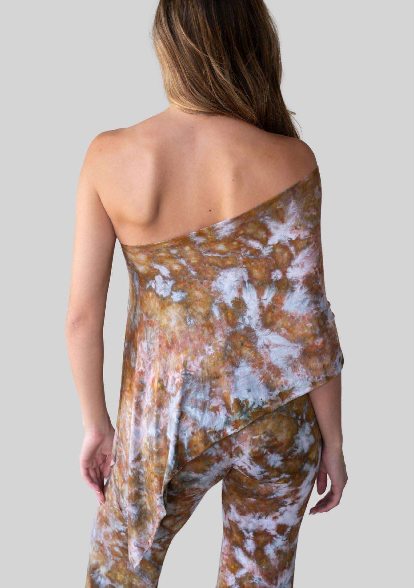 Jala Unwind Poncho in Terra - detail view