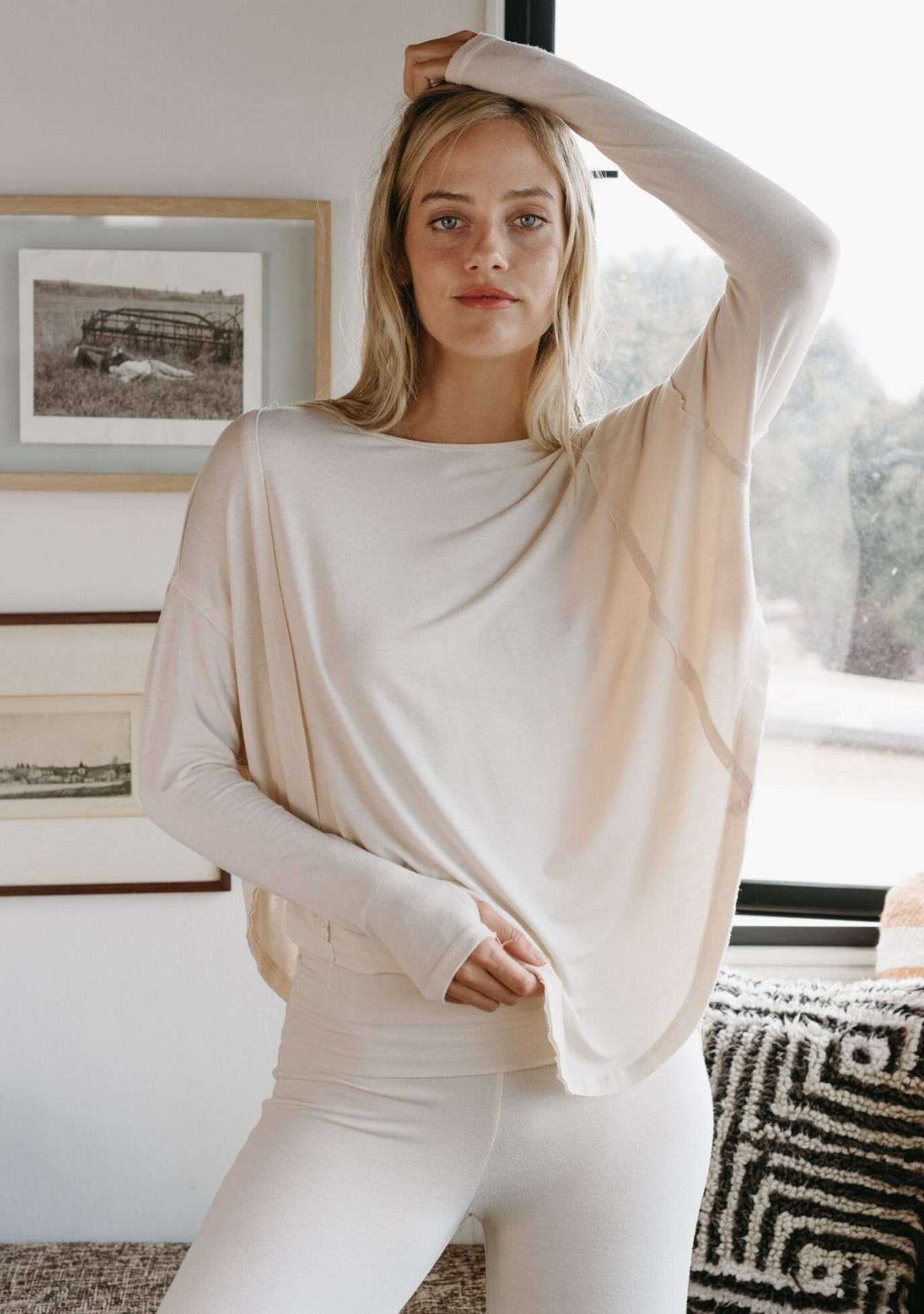 Genieve is 5' 8" (S)