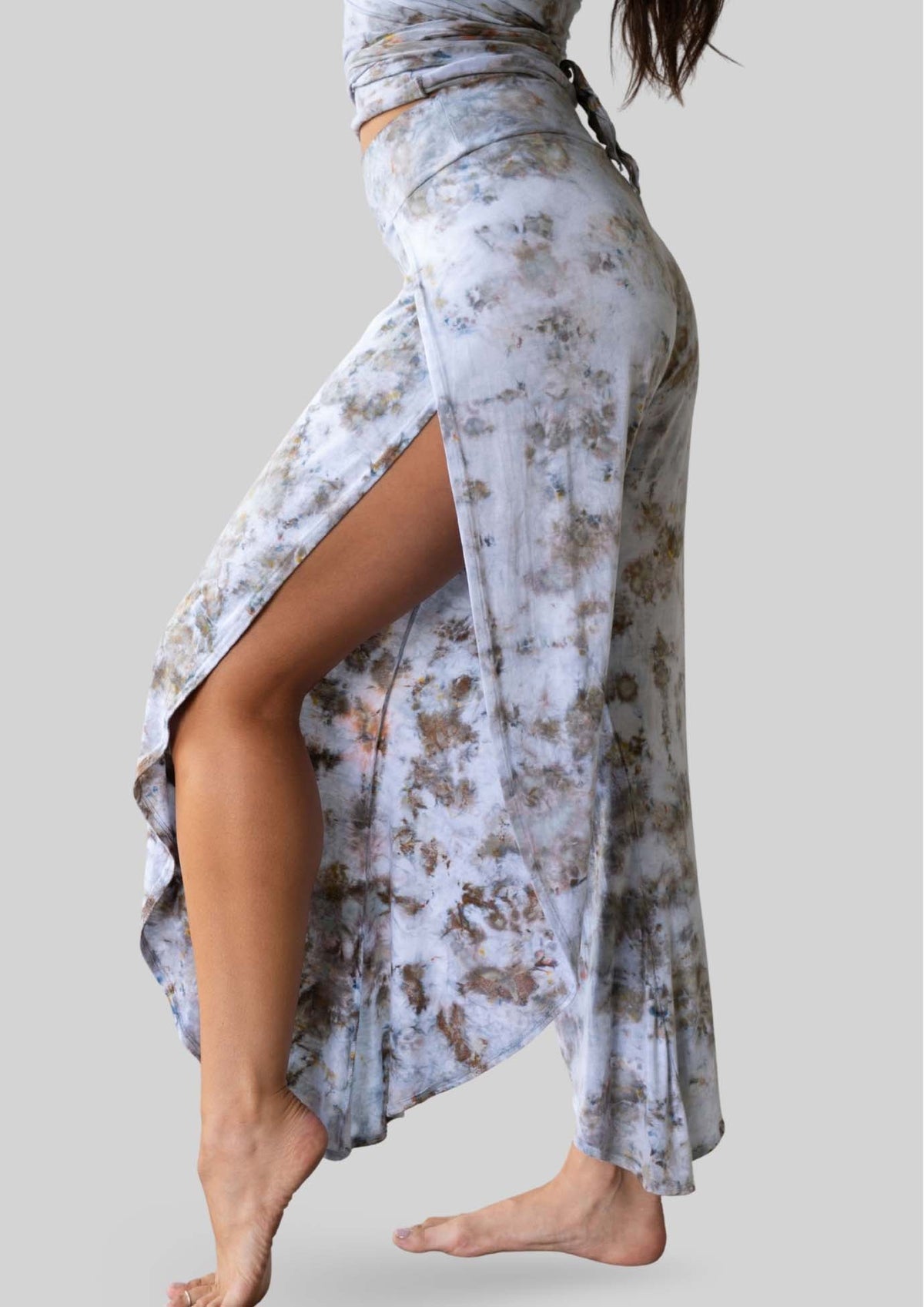 Side view of the JALA Bhakti Pant in Morel