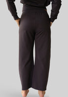 Back view of the JALA Bliss Barrel Pant in Chocolate