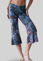 Jala Chill Yoga Capri in Aurora - alternate view