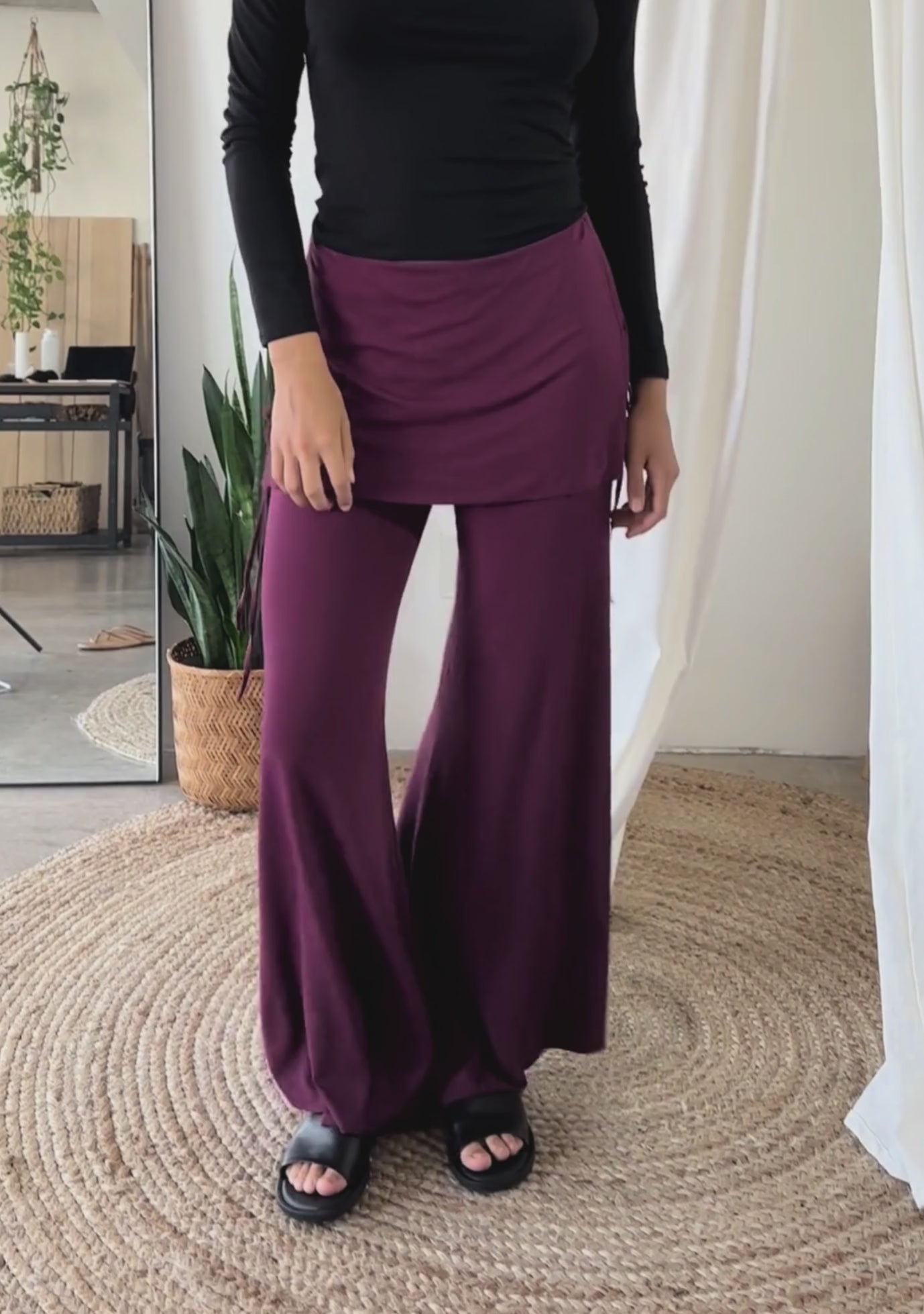 Jala Luna Pant Merlot