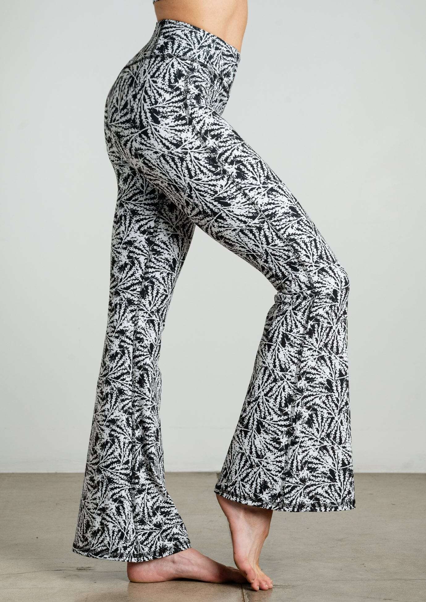 Jala Super Flare Legging Prairie